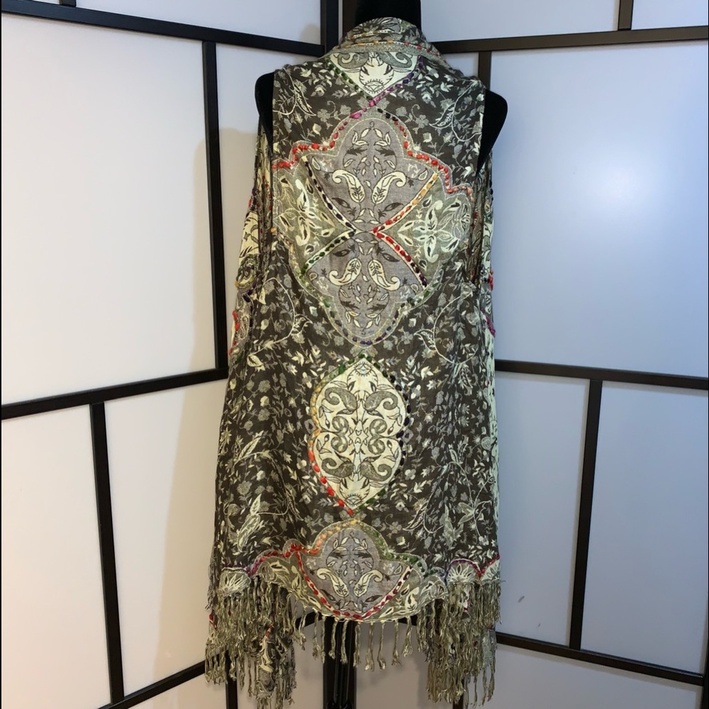 Boho Waterfall Vest - Picture 7 of 8